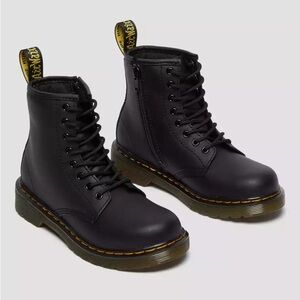 Dr. Martens 1460 Smooth Leather Lace Up Boot Smooth Black US 5